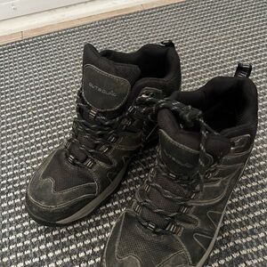 Mens Winter Boots Size 9